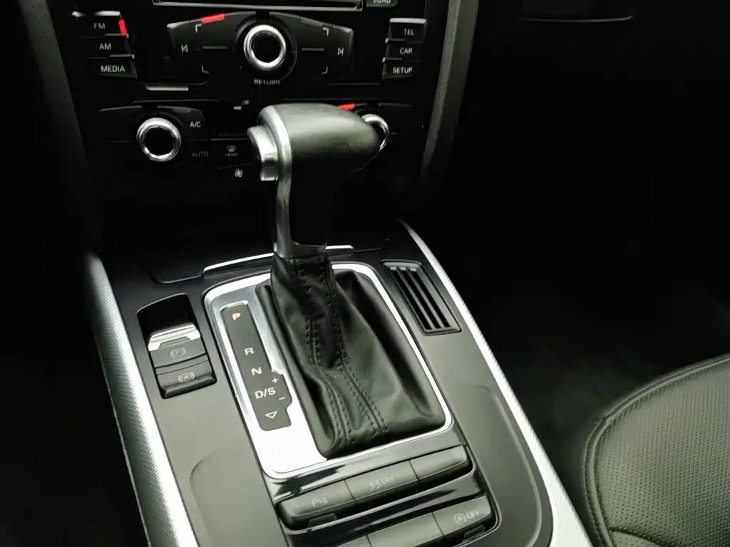 Audi Audi A4L 2015 45 TFSI quattro Individual Sport