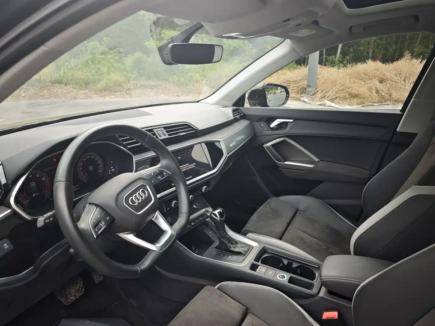 Audi Audi Q3 2023 35 TFSI Fashion Dynamic (1.4T)