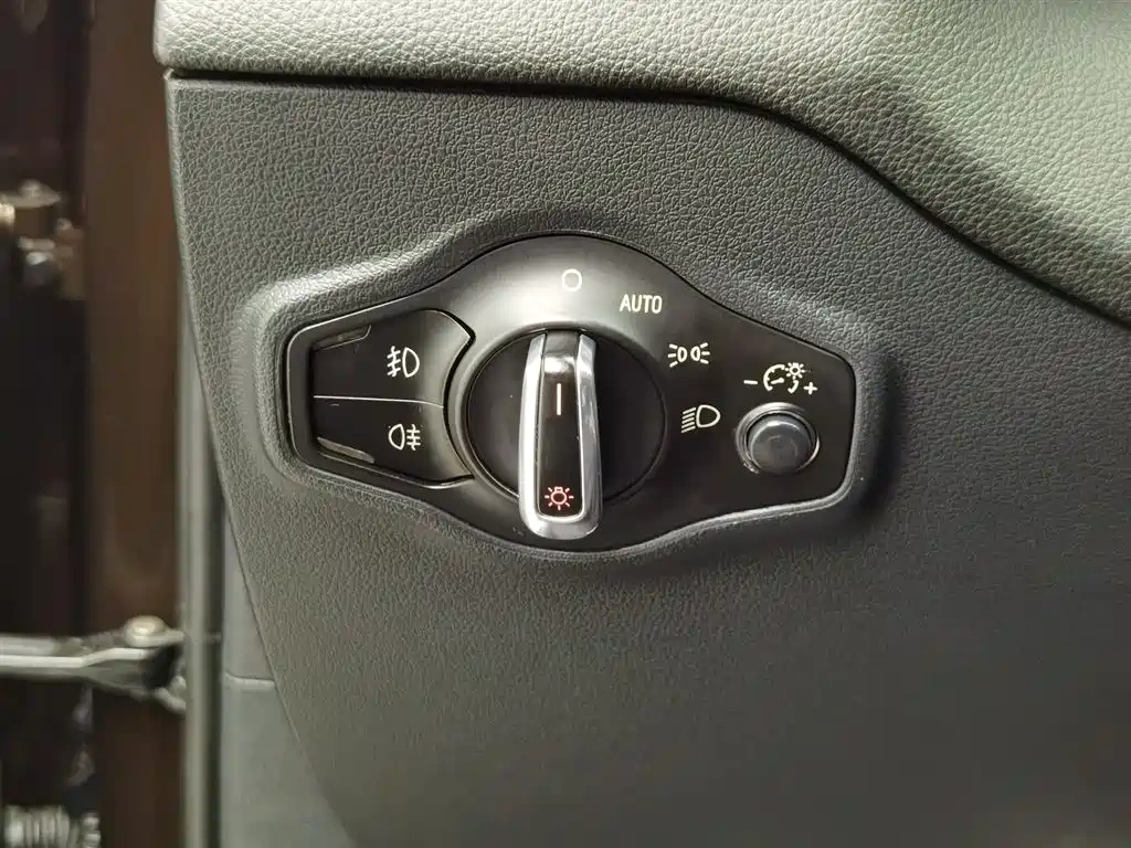 Audi Audi Q5 2017 Plus 40 TFSI Progressive