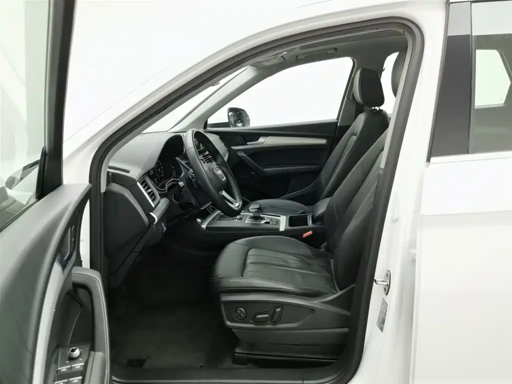 Audi Audi Q5L 2020 Facelift 40 TFSI Honor Fashion