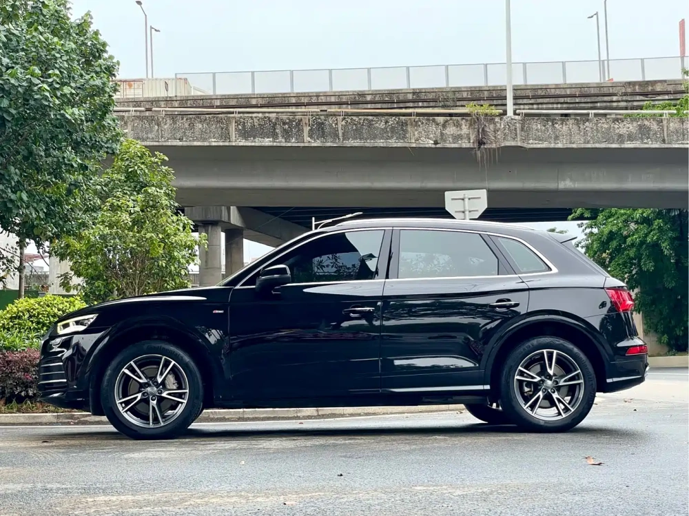 Audi Audi Q5L 2018 40 TFSI Premium Fashion China VI