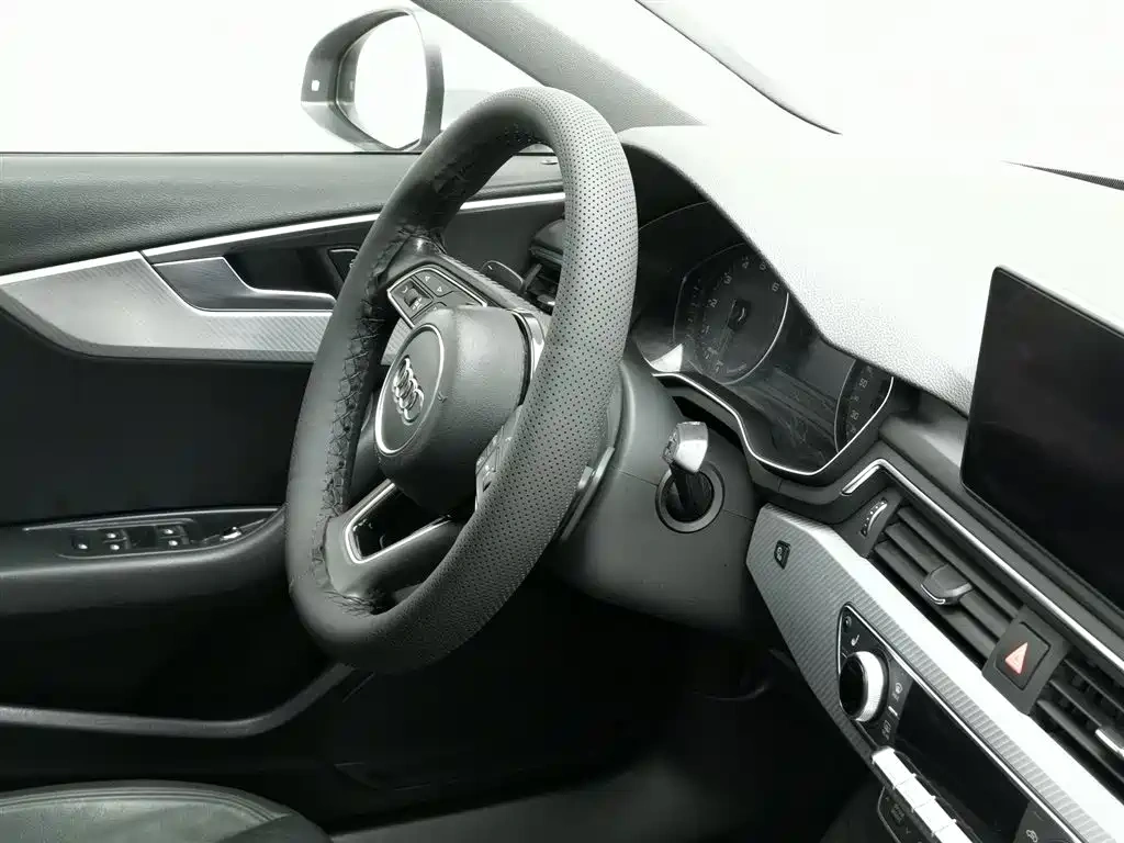 Audi Audi A4L 2017 40 TFSI Fashion Edition