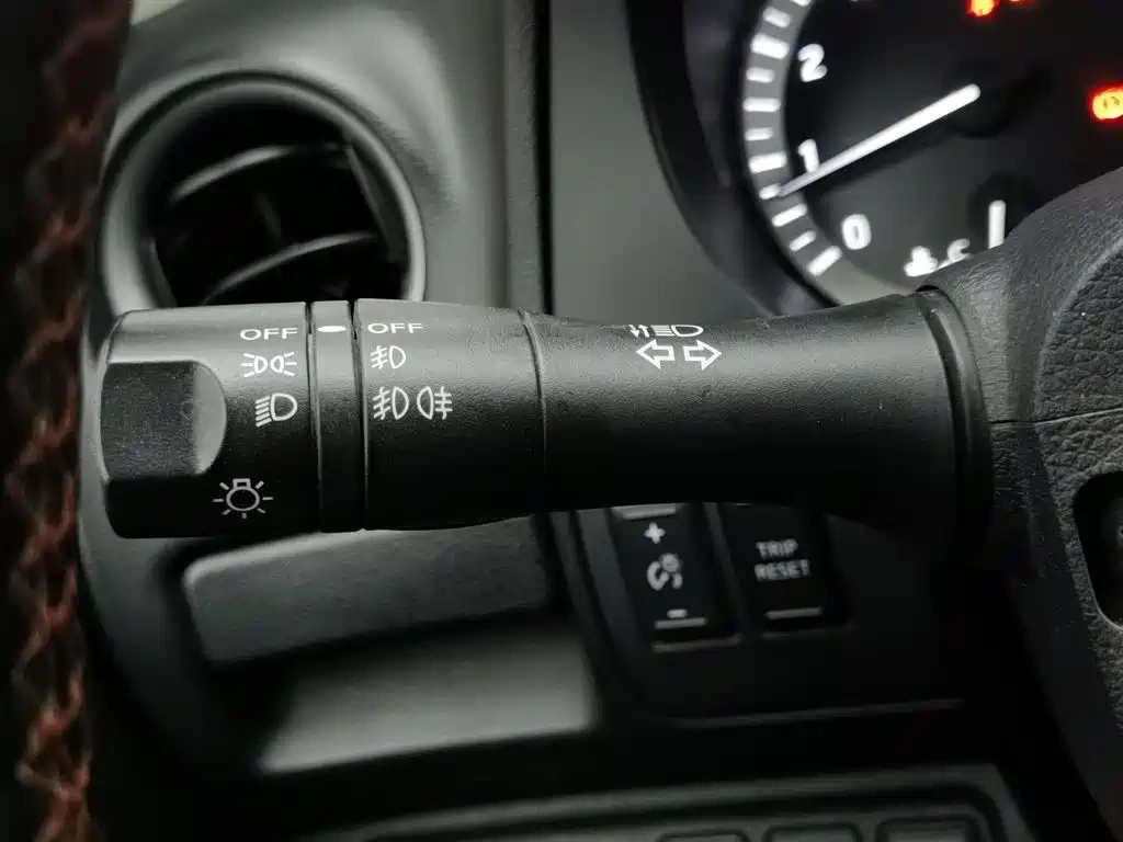 Nissan Terra                              2020                       2.5L        XL Upper 4WD Automatic Luxury Edition