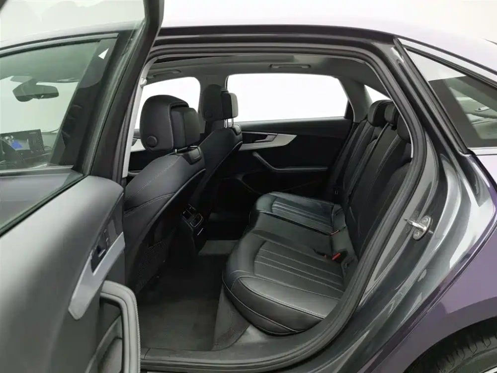Audi Audi A4L 2022 40 TFSI Luxury Dynamic