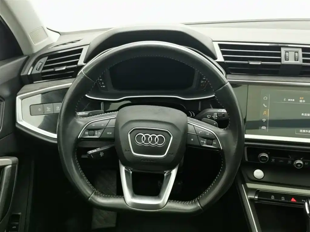 Audi Audi Q3 2019 35 TFSI Fashion Sport
