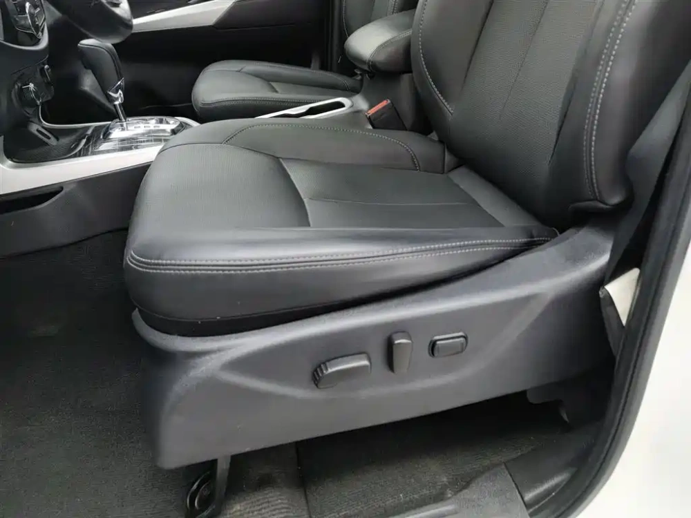 Nissan Terra 2020 2.5L XV 4WD Automatic Flagship Edition