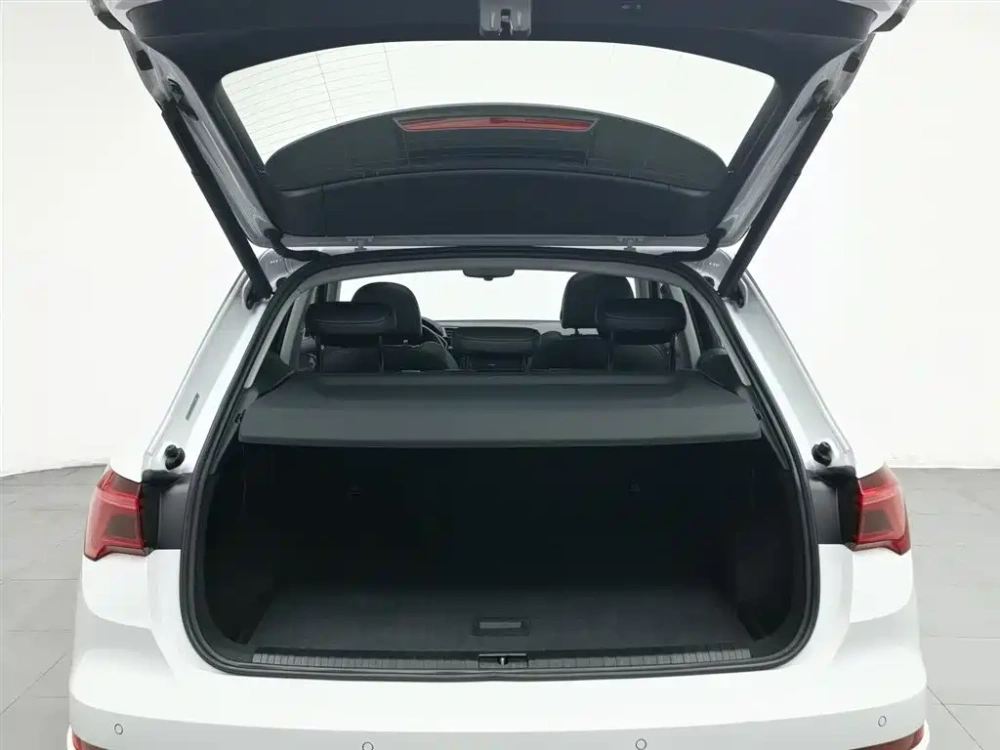 Audi Audi Q3 2019 35 TFSI Fashion Sport