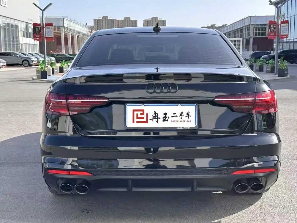 Audi Audi A4L 2023 40 TFSI Luxury Sport
