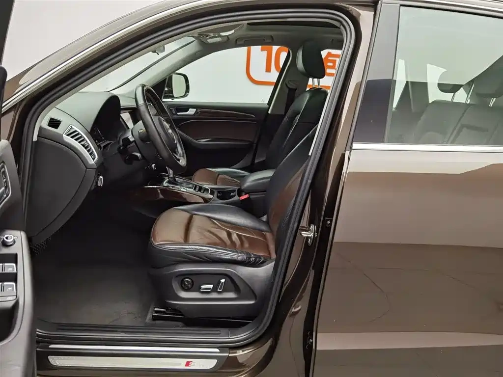 Audi Audi Q5 2017 Plus 40 TFSI Progressive