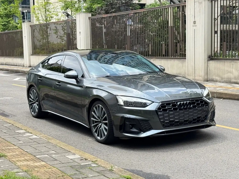Audi Audi A5 (Import) 2023 Sportback 40 TFSI quattro Luxury Dynamic
