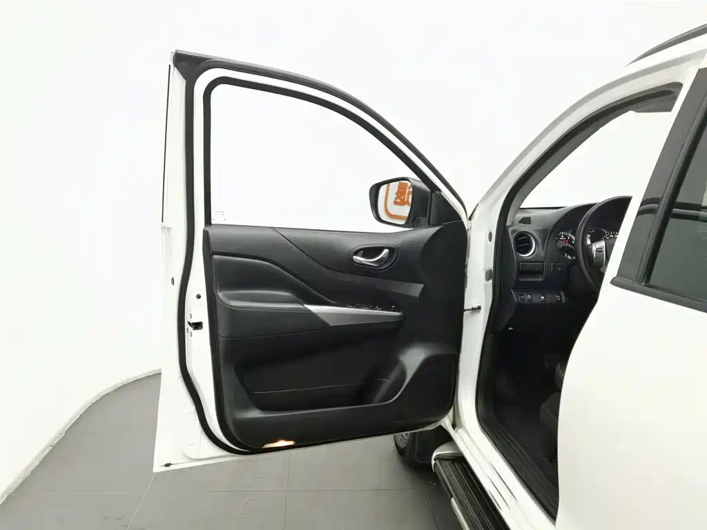 Nissan Terra 2020 2.5L XL Upper 4WD Automatic Luxury Edition
