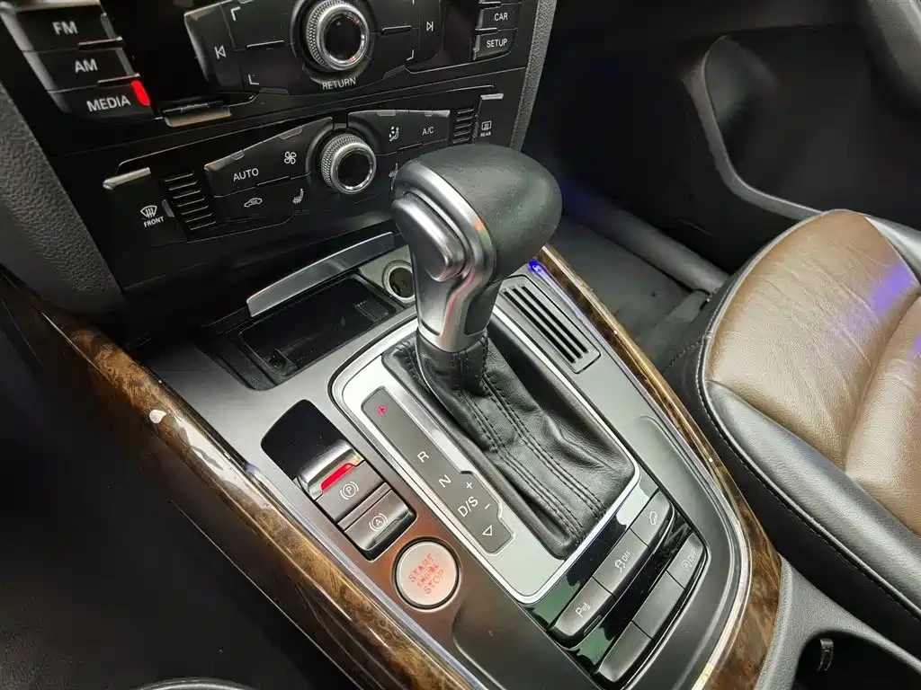 Audi Audi Q5 2017 Plus 40 TFSI Progressive
