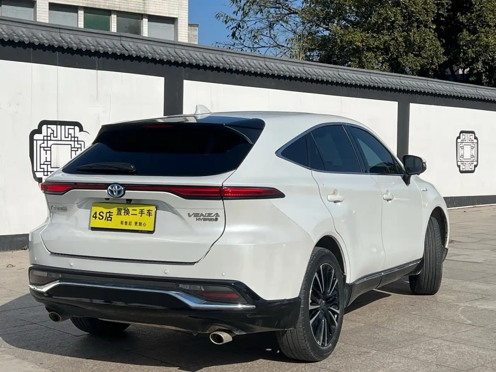 Toyota Venza 2023 2.5L Smart Hybrid FWD Premium