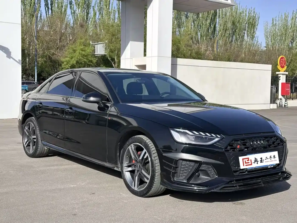 Audi Audi A4L 2023 40 TFSI Luxury Sport