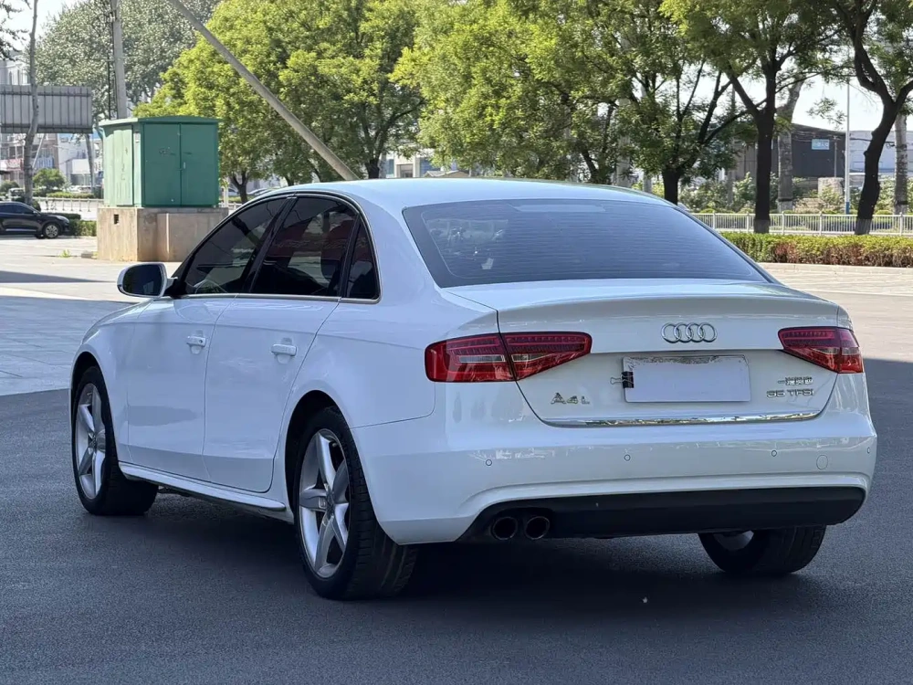 Audi Audi A4L 2013 35 TFSI Automatic Standard
