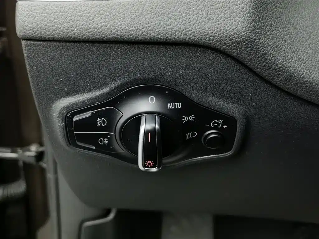 Audi Audi Q5 2017 40 TFSI Technology