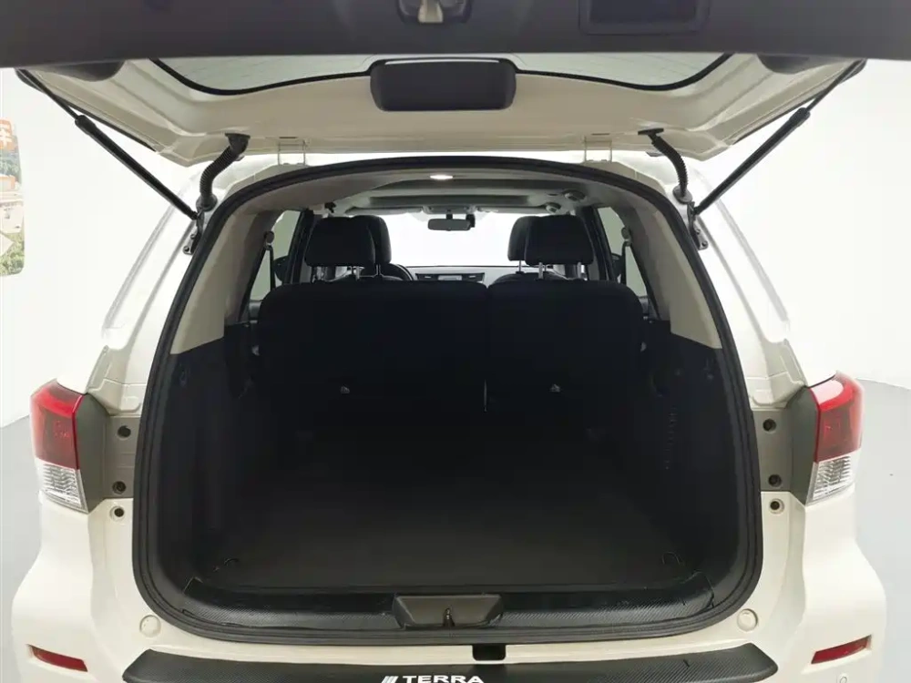 Nissan Terra 2020 2.5L XL Upper 4WD Automatic Luxury Edition