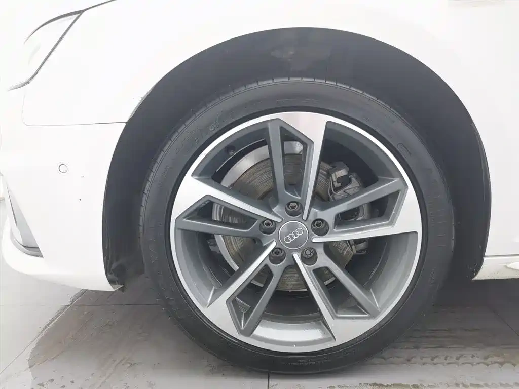 Audi Audi A4L 2019 40 TFSI Fashion (China VI)