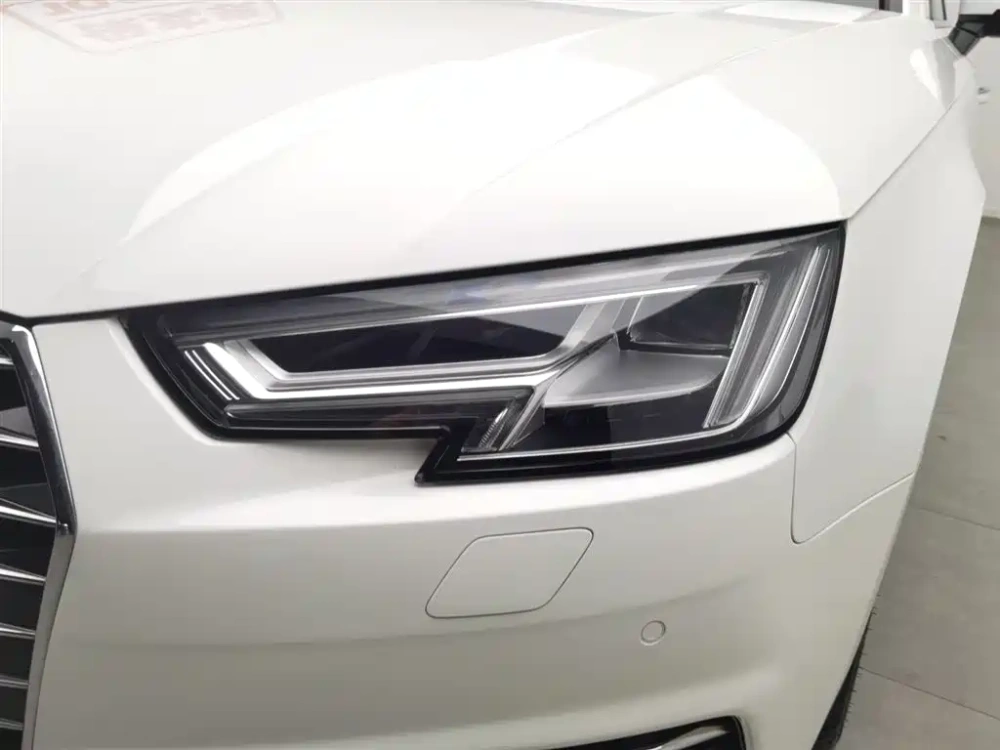 Audi Audi A4L 2017 40 TFSI Style Edition