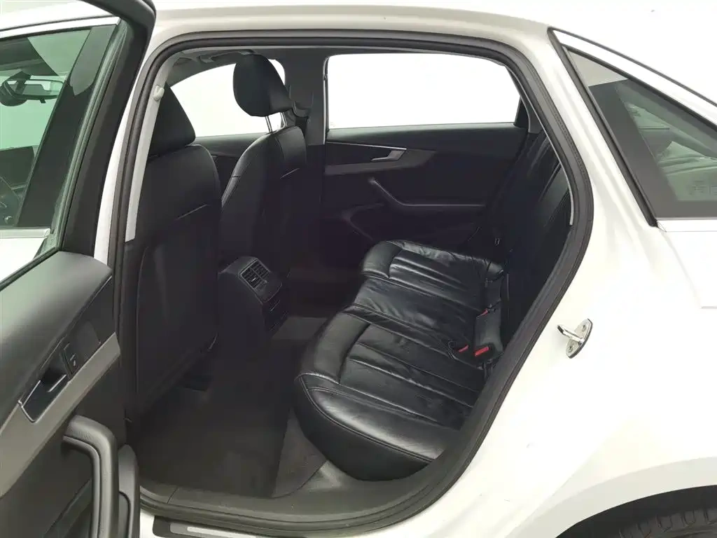 Audi Audi A4L 2017 40 TFSI Progressive