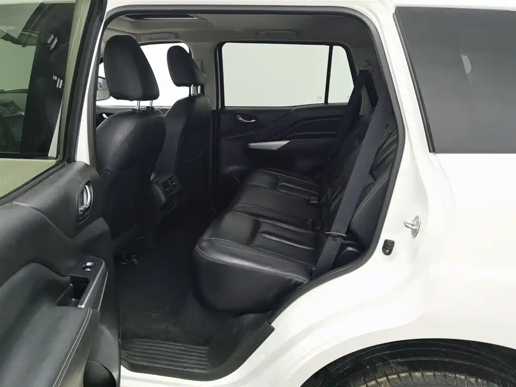 Nissan Terra 2020 2.5L XL Upper 4WD Automatic Luxury Edition