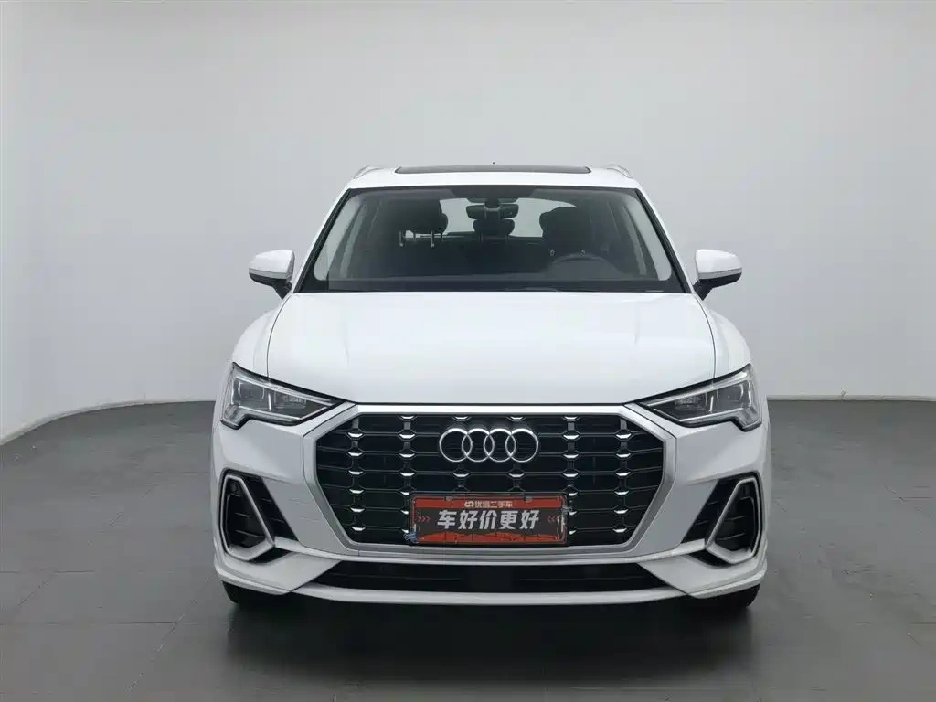 Audi Audi Q3 2021 35 TFSI Progressive Sport