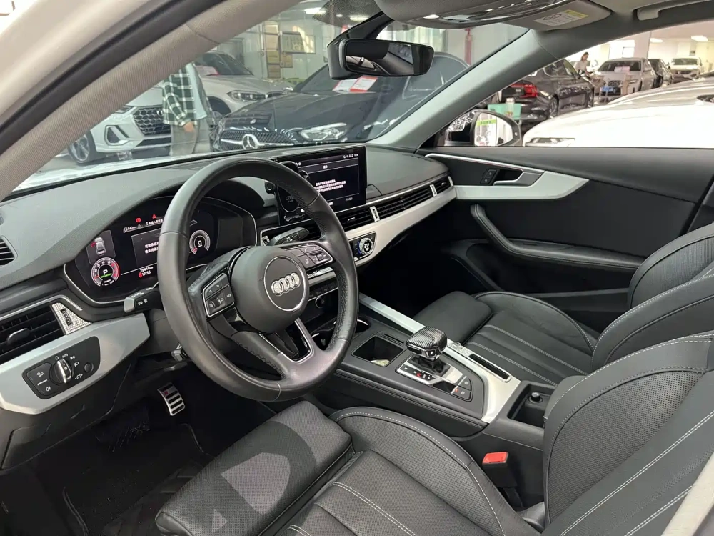 Audi Audi A4L 2022 40 TFSI Luxury Dynamic