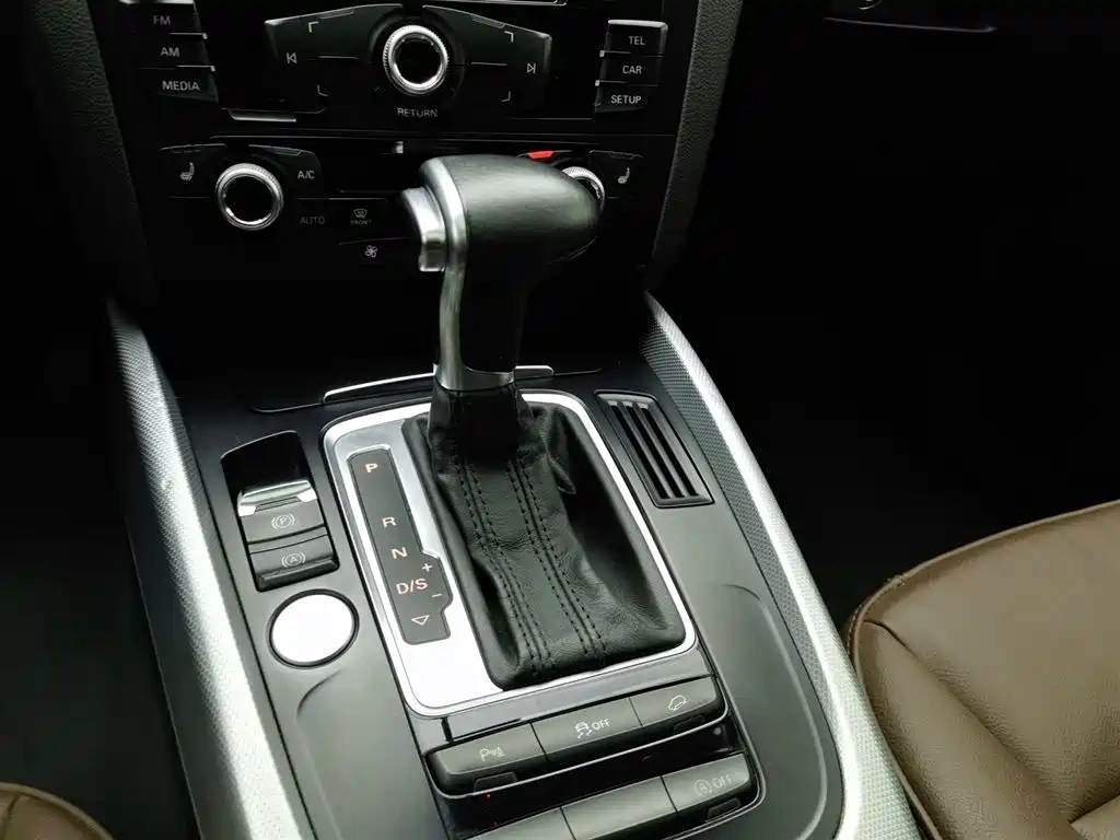 Audi Audi Q5 2017 40 TFSI Technology