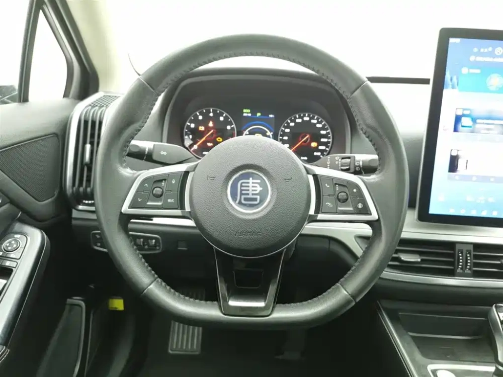 BYD Tang 2019 2.0T Automatic Smart Connect Noble 7-seater China VI