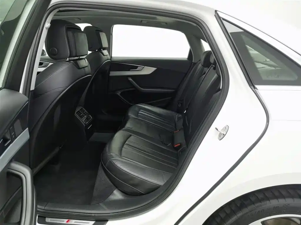 Audi Audi A4L 2022 40 TFSI Fashion Dynamic
