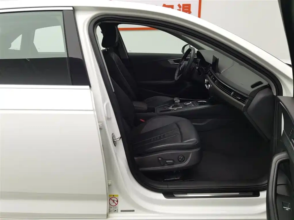 Audi Audi A4L 2017 40 TFSI Style Edition