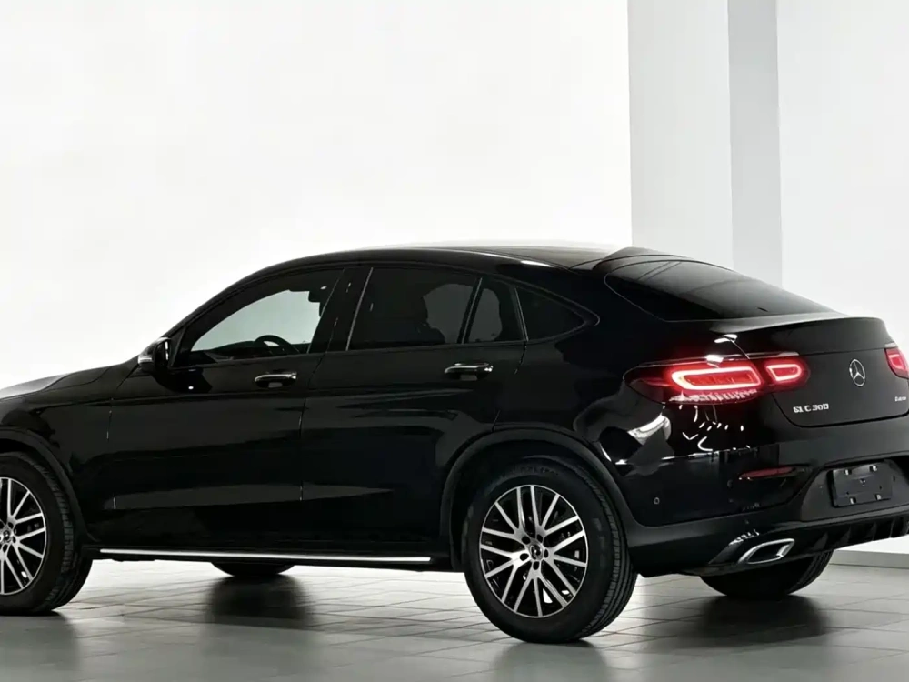 Mercedes-Benz Mercedes-Benz GLC Coupe 2021 GLC 300 4MATIC Coupe SUV