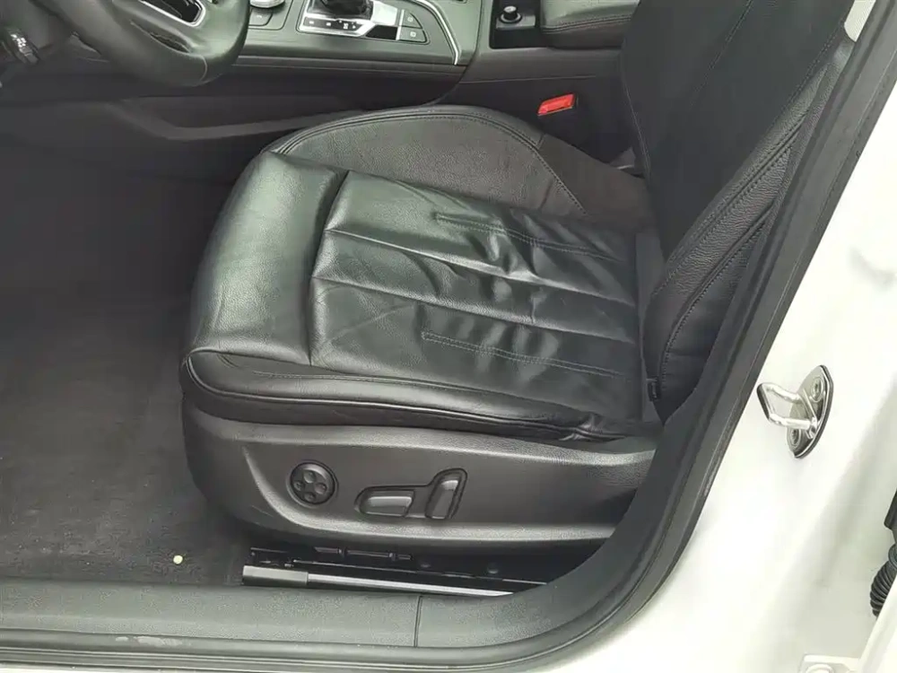 Audi Audi A4L 2017 40 TFSI Style Edition