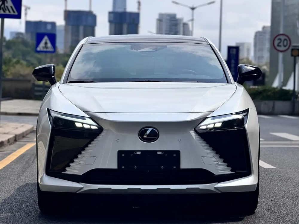 Lexus Lexus RZ 2023 450e 4WD Deluxe