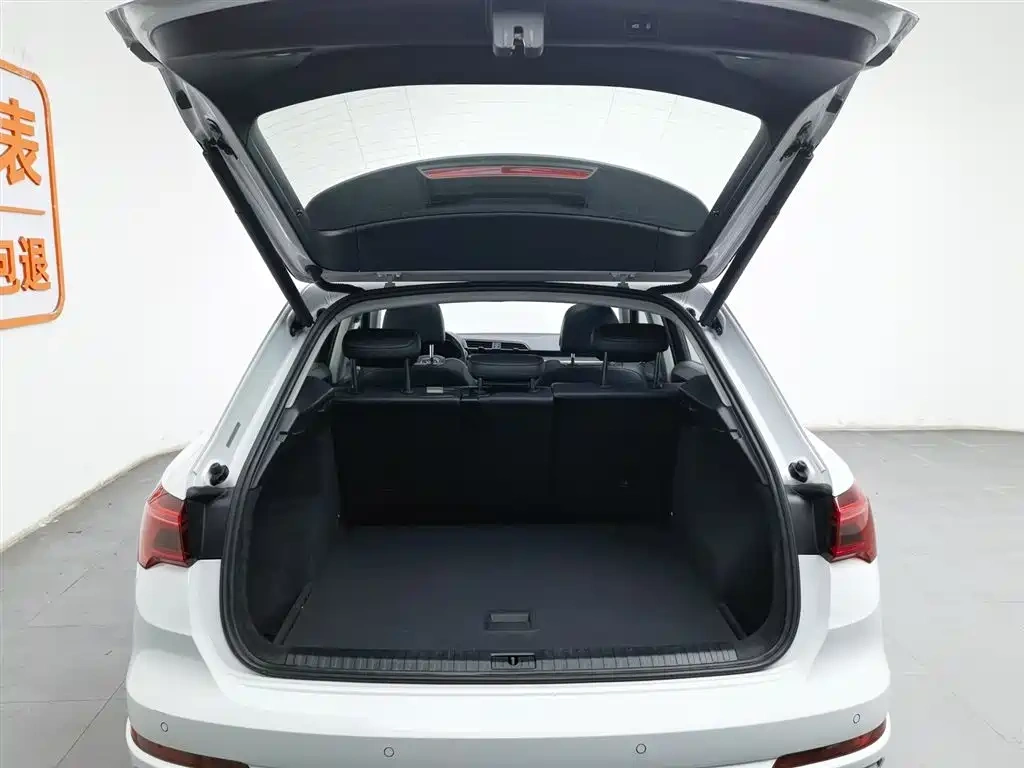 Audi Audi Q3 2019 35 TFSI Fashion Sport