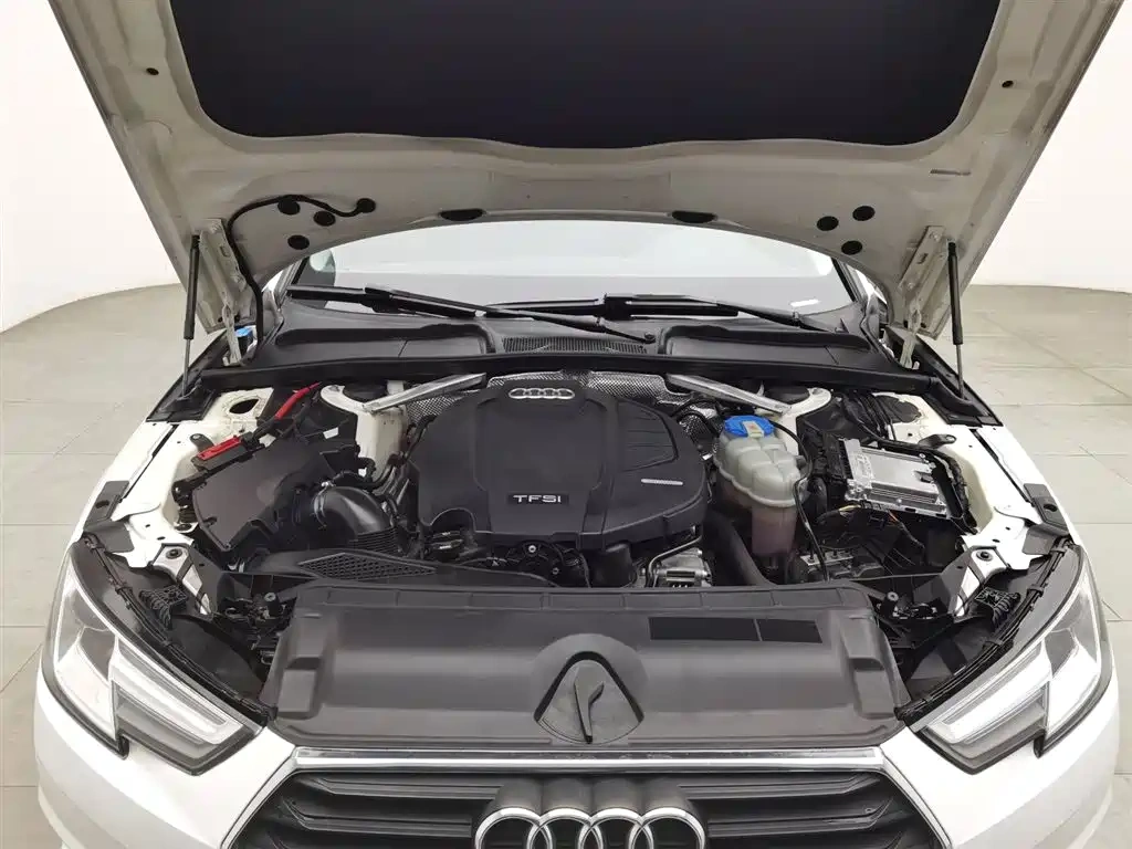 Audi Audi A4L 2017 40 TFSI Progressive