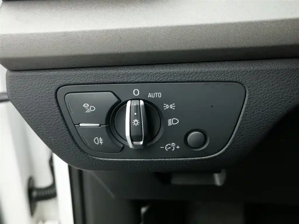 Audi Audi Q5L 2018 40 TFSI Premium Progressive China VI