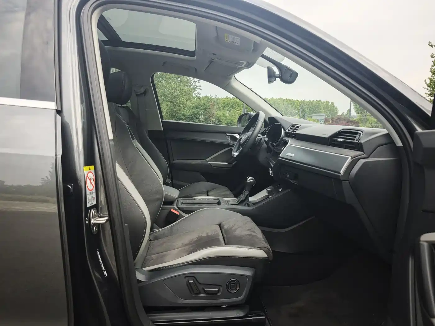 Audi Audi Q3 2023 35 TFSI Fashion Dynamic (1.4T)