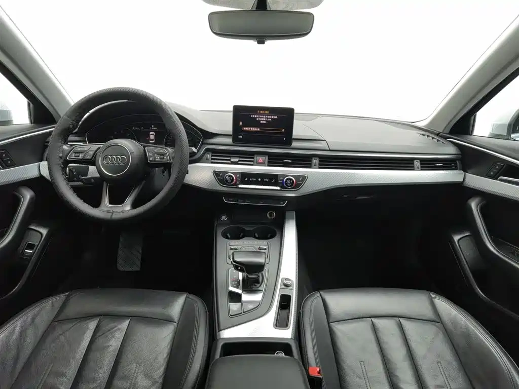 Audi Audi A4L 2017 40 TFSI Fashion Edition