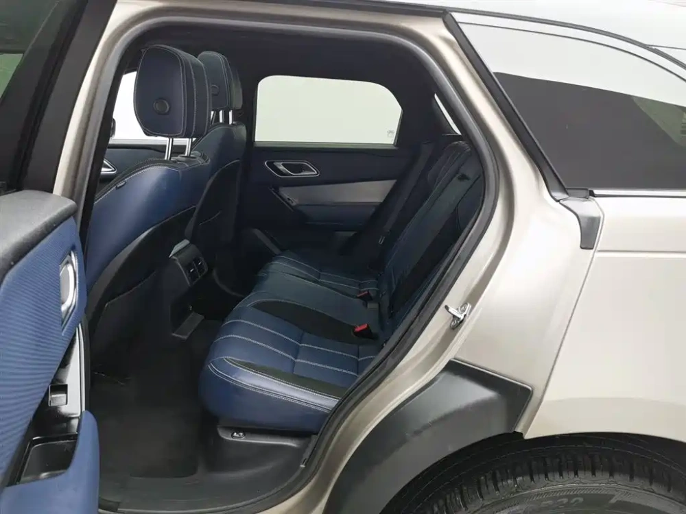 Land Rover Range Rover Velar 2021 P250 Gloss Black Collector's Edition