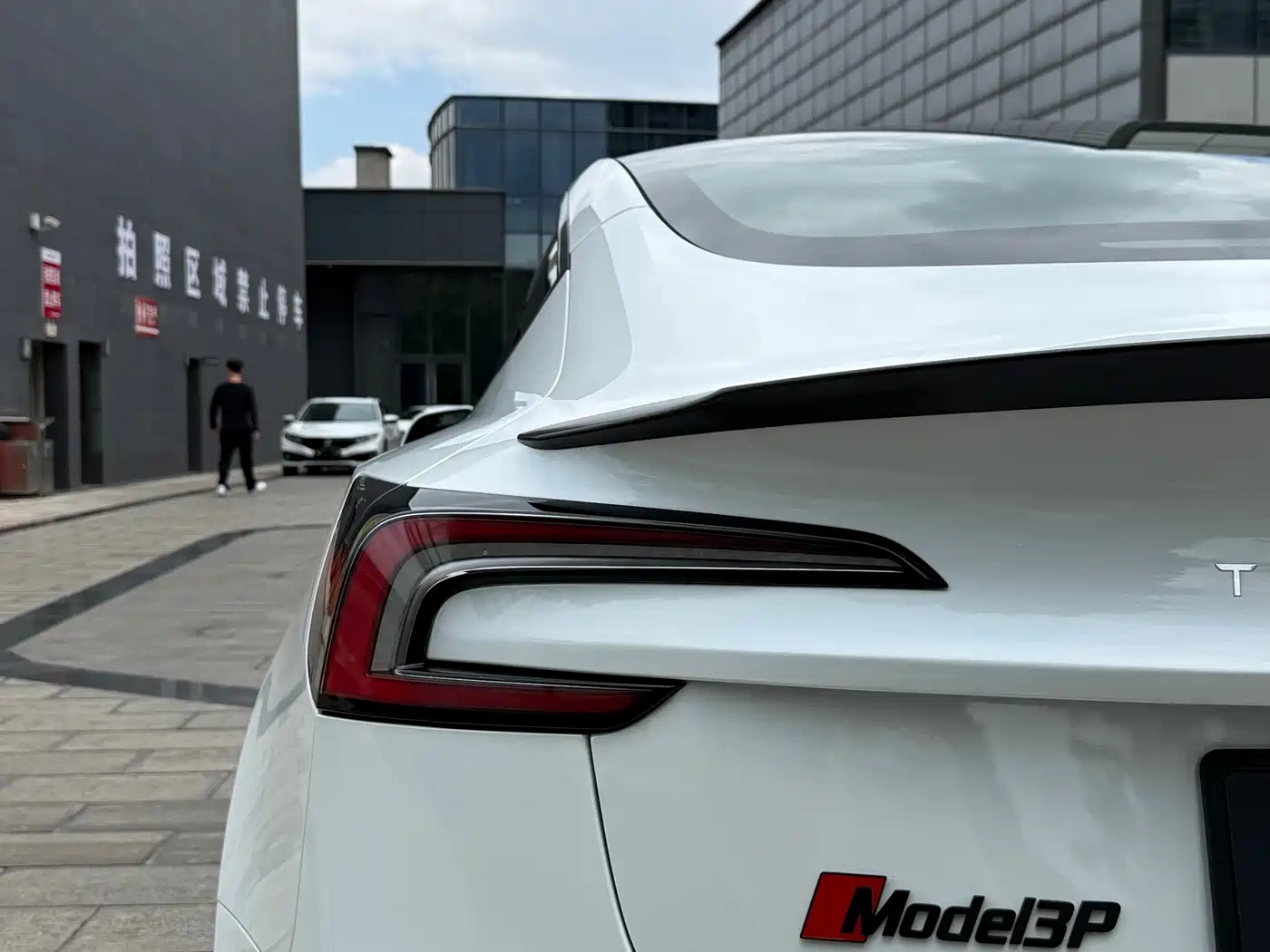 Tesla Model 3 2025 Model Year Facelift Performance All-Wheel Drive