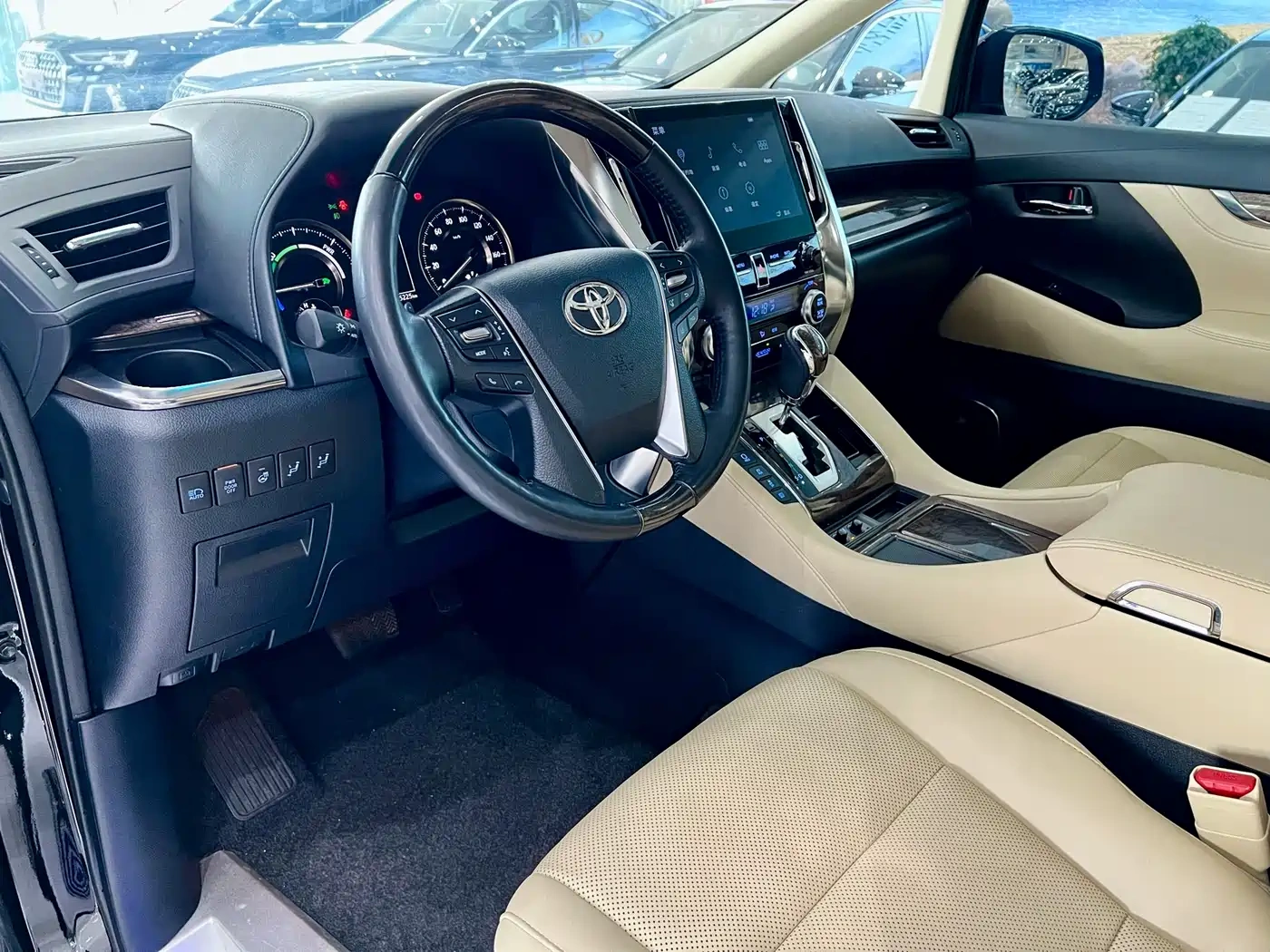 Toyota Alphard 2021 Hybrid 2.5L Premium