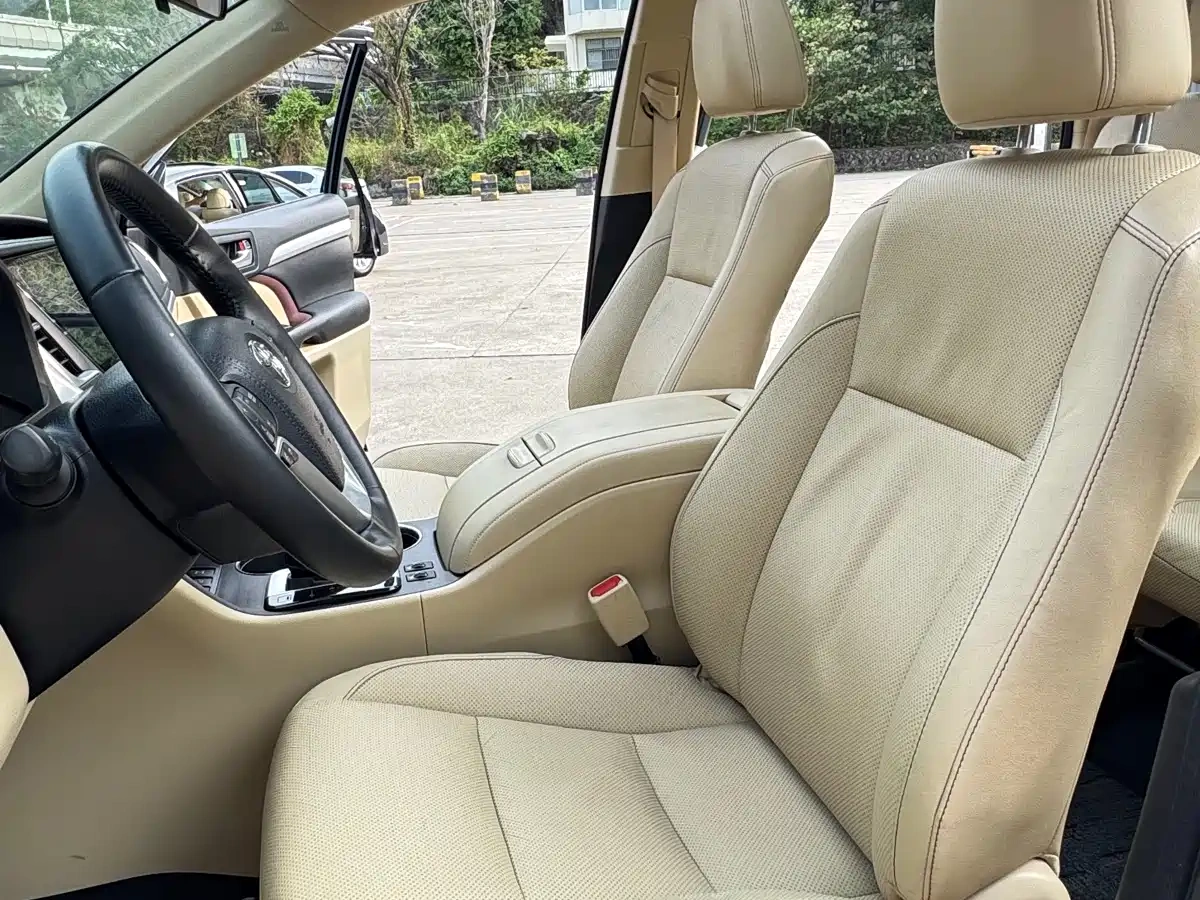 Toyota Highlander 2015 2.0T AWD Luxury Edition 7-seater
