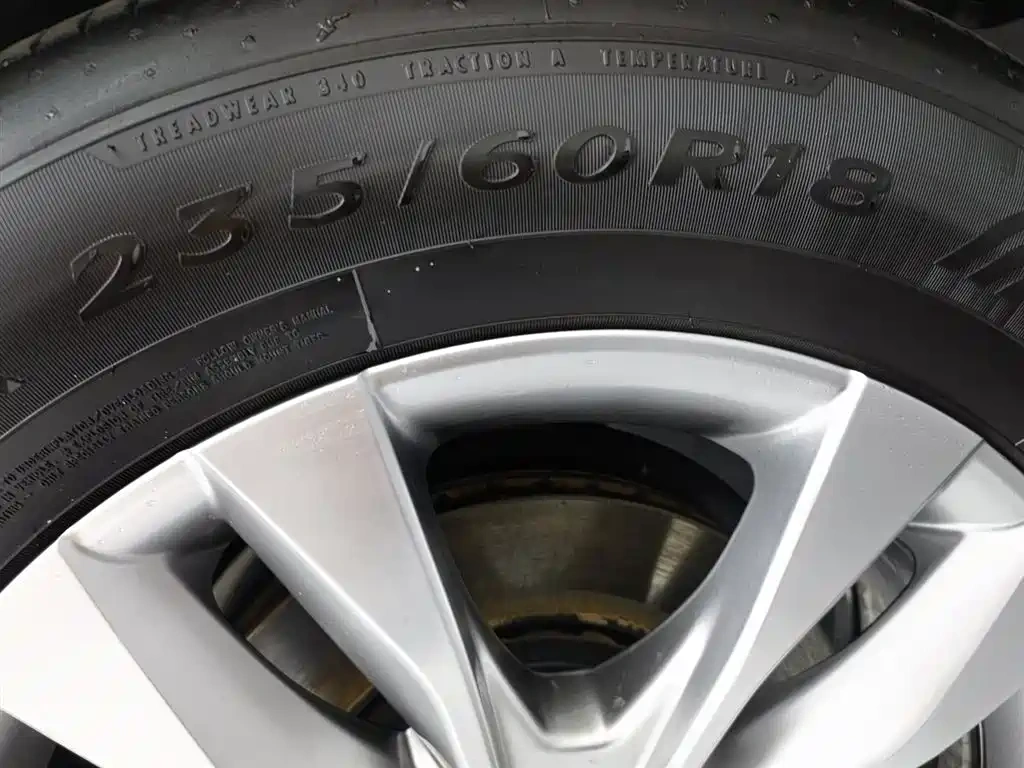 Toyota Toyota Sienna 2021 2.5L Hybrid Platinum Edition