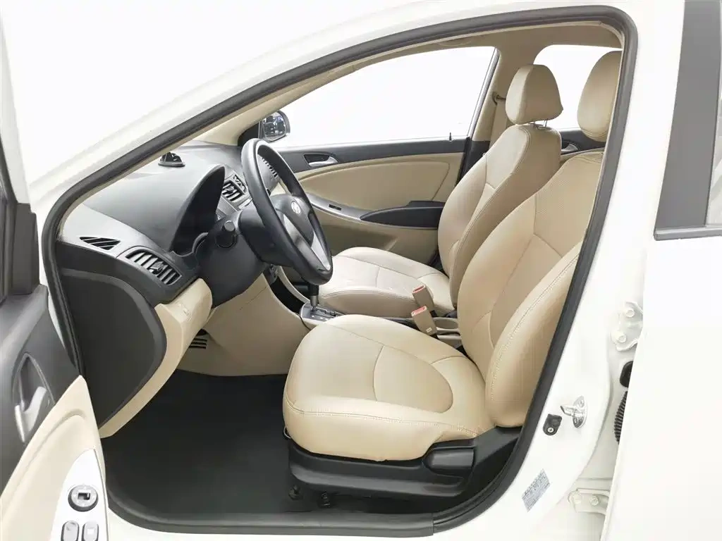 Hyundai Verna 2014 1.4L Automatic Smart GLS