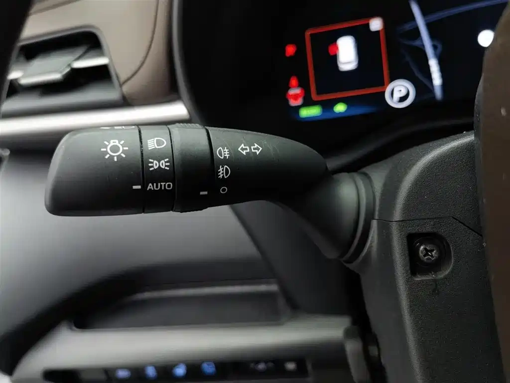 Toyota Toyota Sienna 2021 2.5L Hybrid Platinum Edition