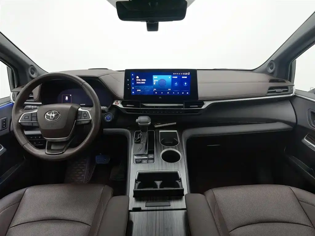 Toyota Toyota Sienna 2021 2.5L Hybrid Platinum Edition