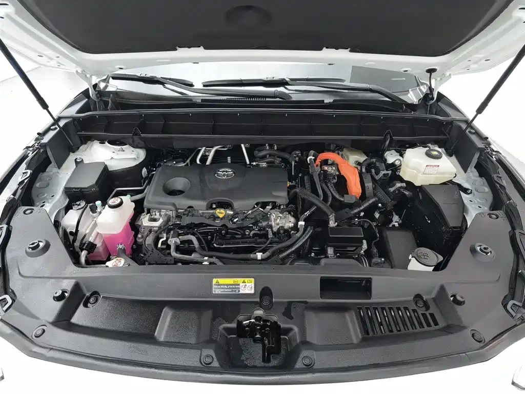 Toyota Highlander 2023 2.5L Smart Hybrid Dual Engine AWD Luxury 7-Seater