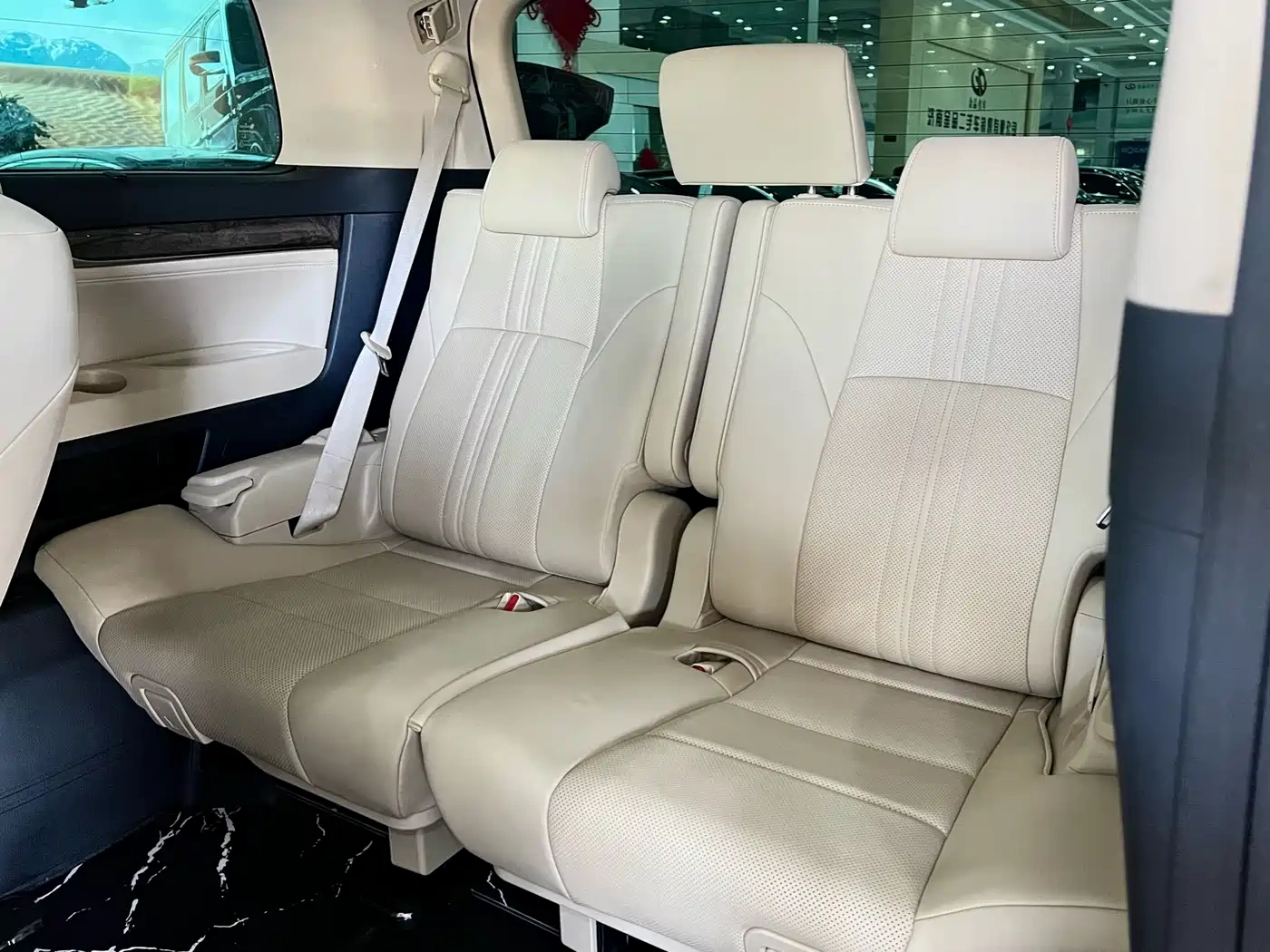 Toyota Alphard 2021 Hybrid 2.5L Premium