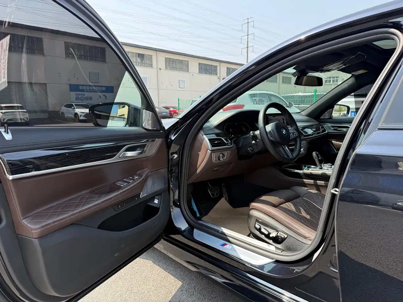 BMW BMW 7 Series 2022 740Li Exclusive M Sport Package